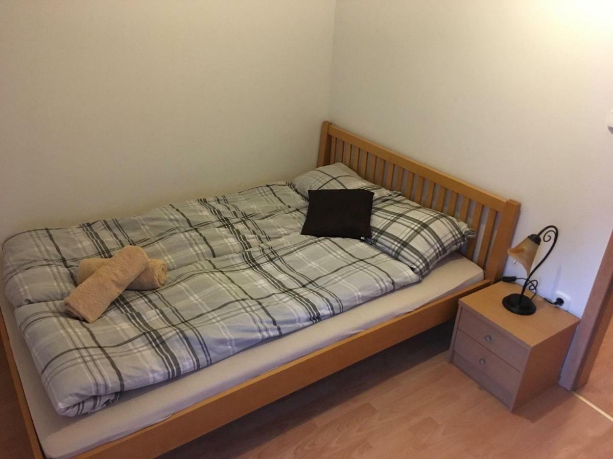 Centrum - A. Apartman Pécs Exterior foto
